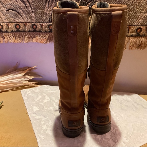 UGG “Elsa” Winter Riding Boot - Picture 2 of 11